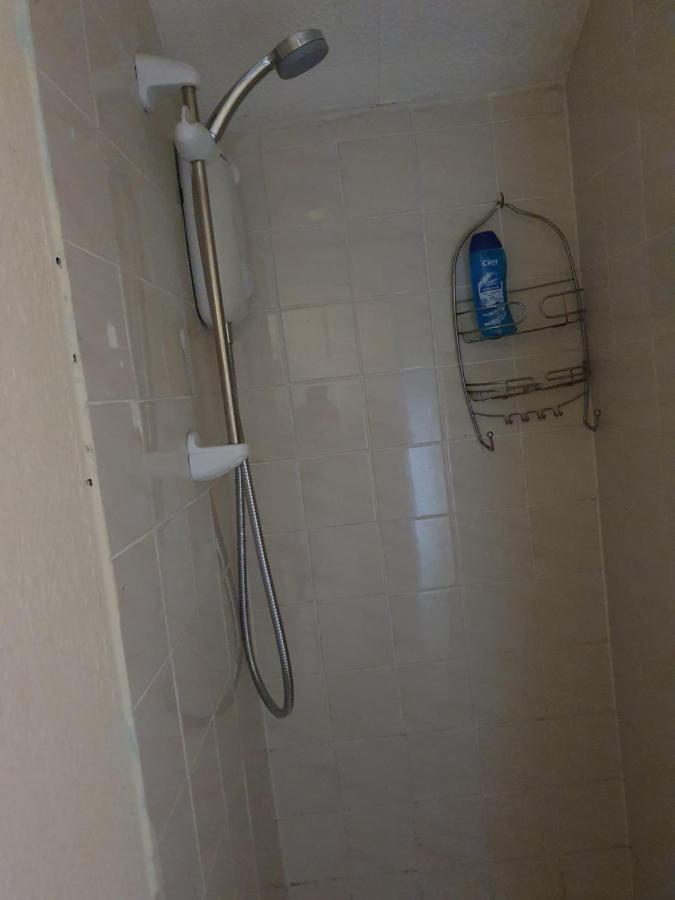 Litherland Apartment Bagian luar foto
